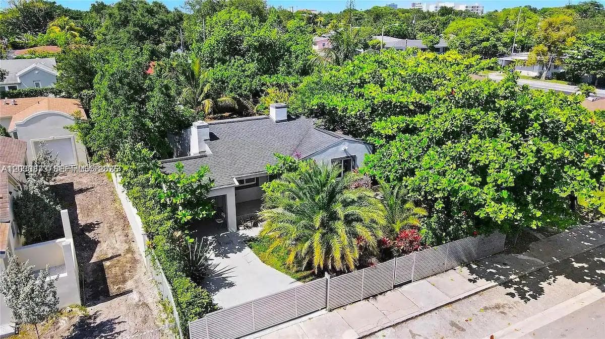 11 NW 47th Ter, Miami FL 33127 — 8