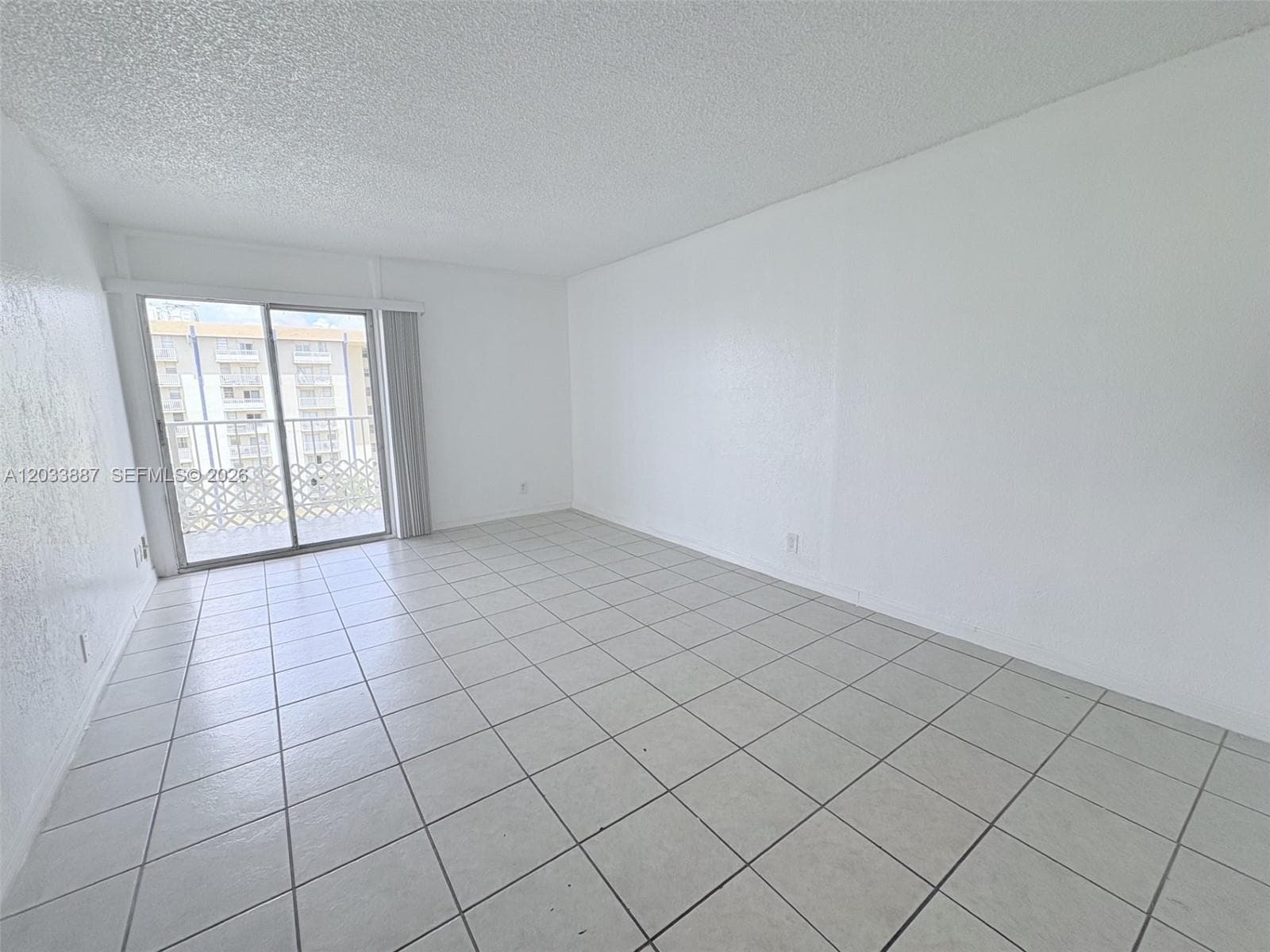 4550 NW 9th St # 717E, Miami FL 33126 — 3