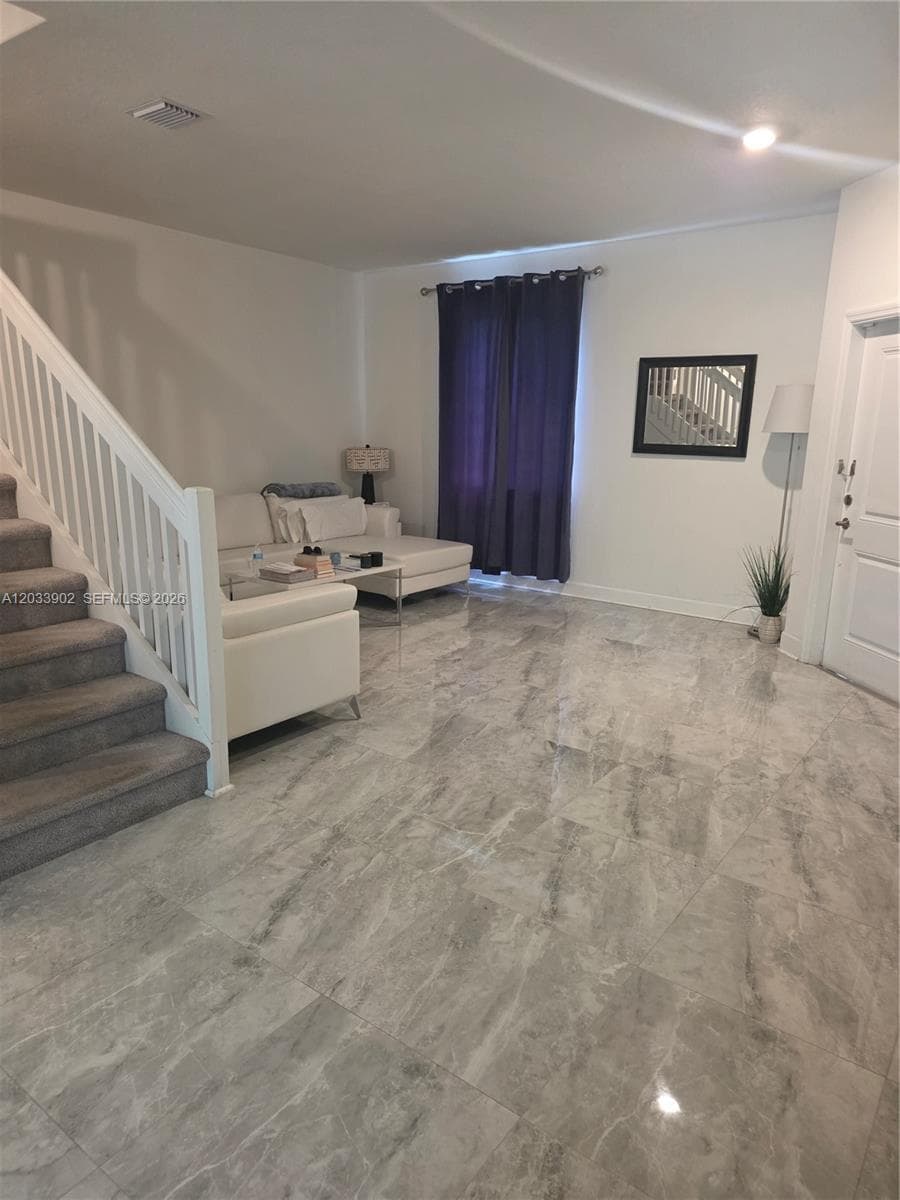 21124 NE 8th Ave, Miami FL 33179 — 3