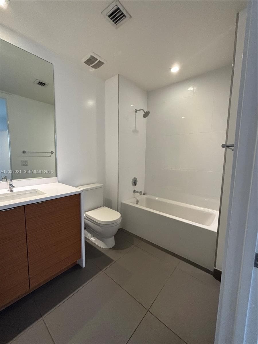 250 NW 24th St # 3C, Miami FL 33127 — 9