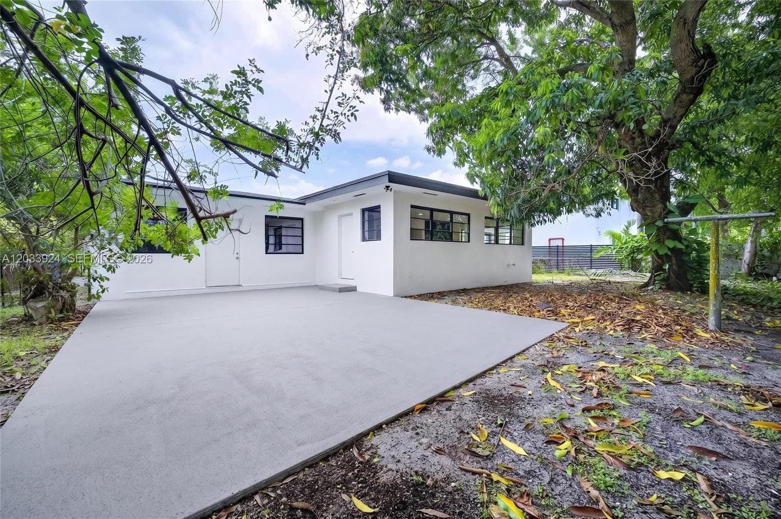 1170 NW 87th St, Miami FL 33150 — 65