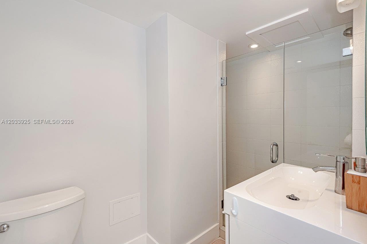 2301 Collins Ave # 1416, Miami Beach FL 33139 — 12
