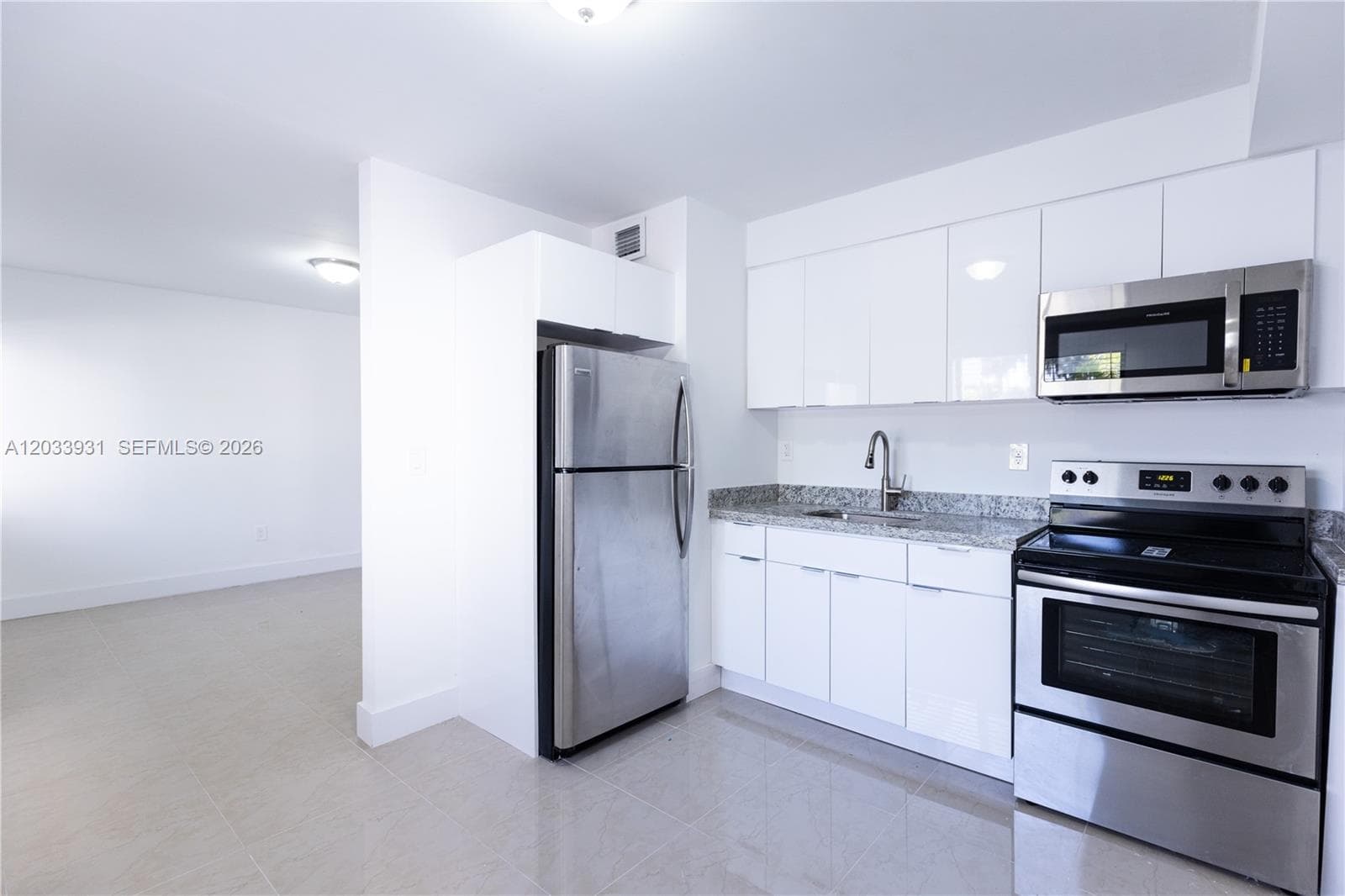 13251 Memorial Hwy # 2, North Miami FL 33161 — 7