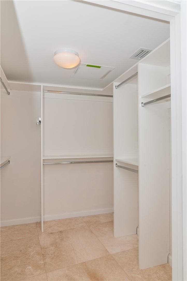 465 Brickell Avenue, Miami FL 33131 — 22