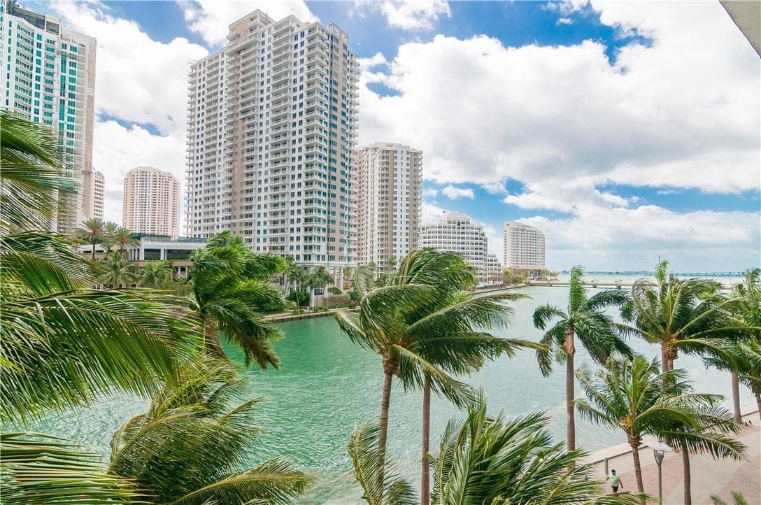 465 Brickell Avenue, Miami FL 33131 — 1