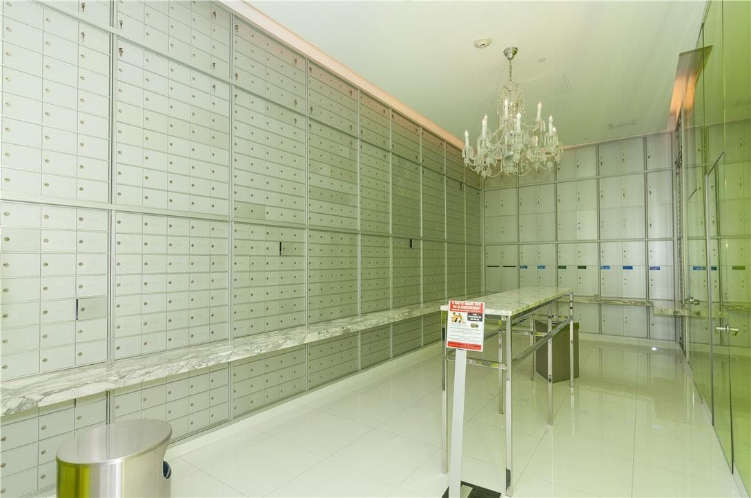 465 Brickell Avenue, Miami FL 33131 — 41
