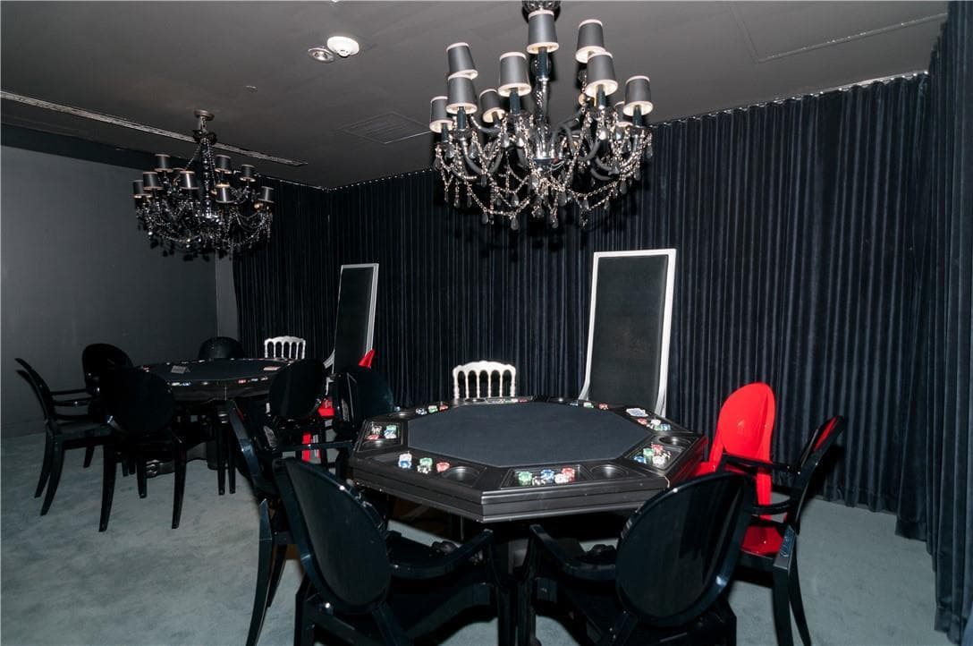 465 Brickell Avenue, Miami FL 33131 — 37