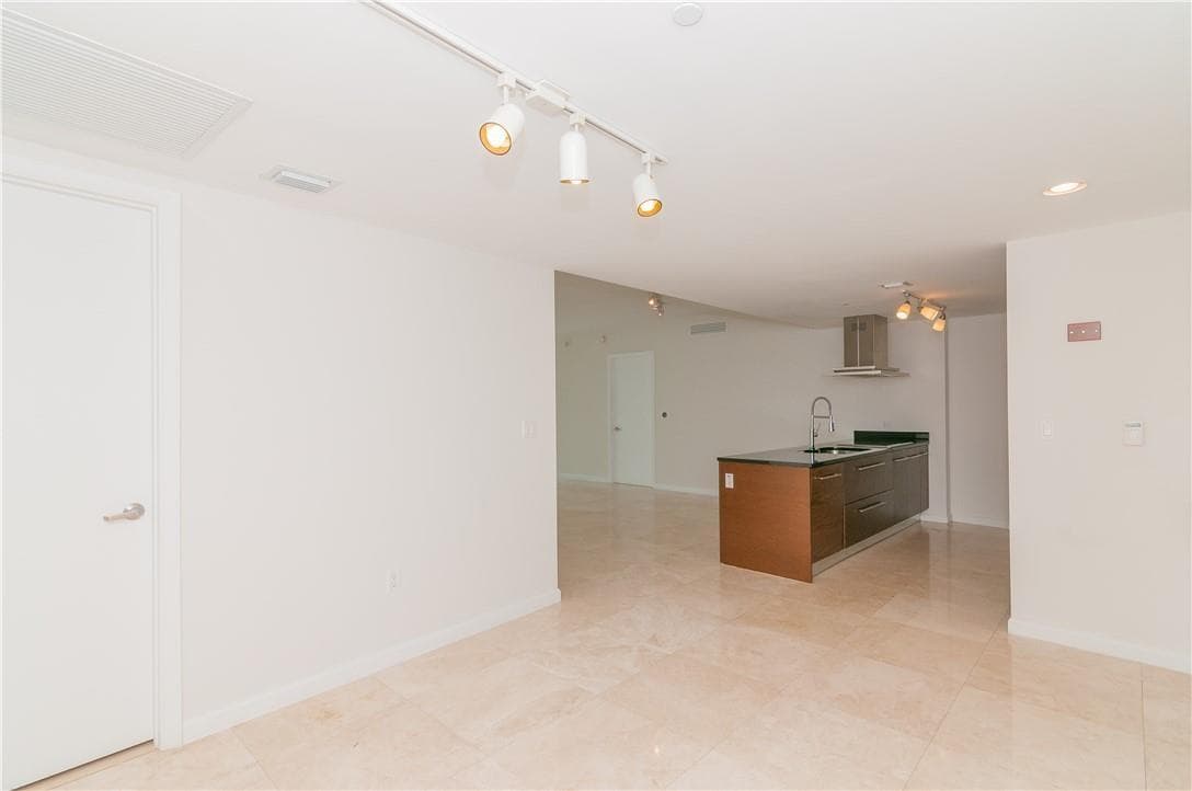 465 Brickell Avenue, Miami FL 33131 — 15