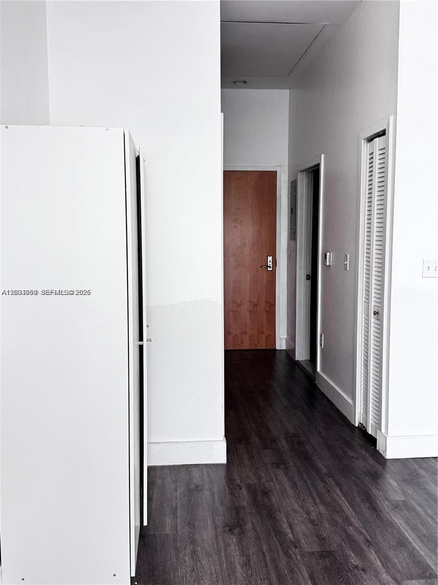 244 Biscayne # 247, Miami FL 33132 — 6