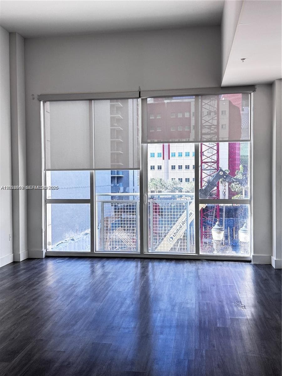 244 Biscayne # 247, Miami FL 33132 — 8