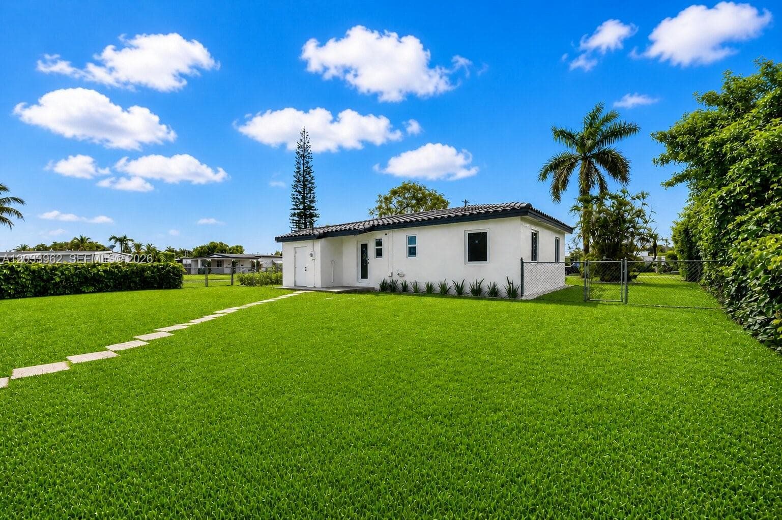 1044 NE 4th Ave, Homestead FL 33030 — 29