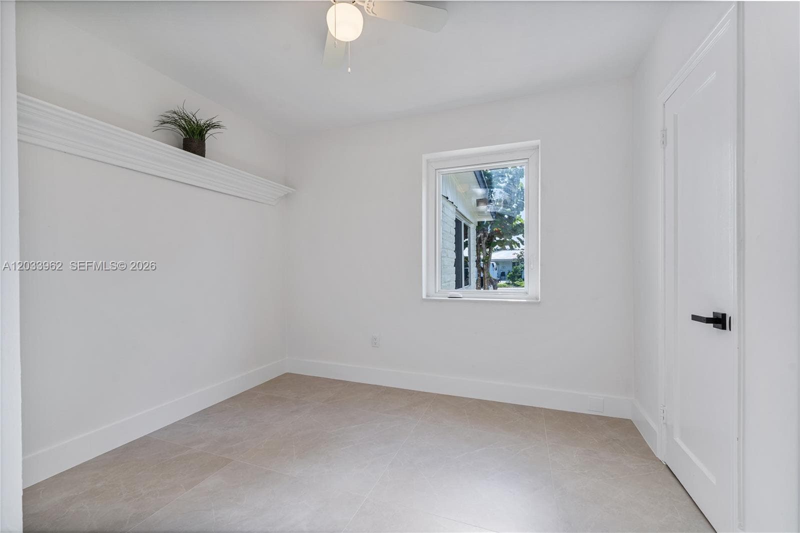 1044 NE 4th Ave, Homestead FL 33030 — 21