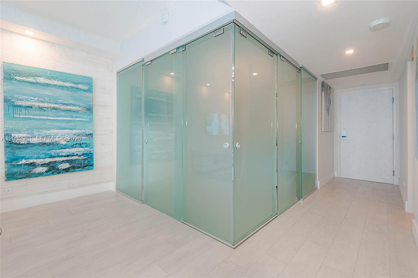 2301 Collins Ave # 941, Miami Beach FL 33139 — 18