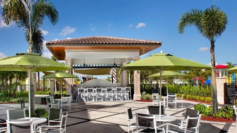 7635 NW 103rd Pl, Doral FL 33178 — 52