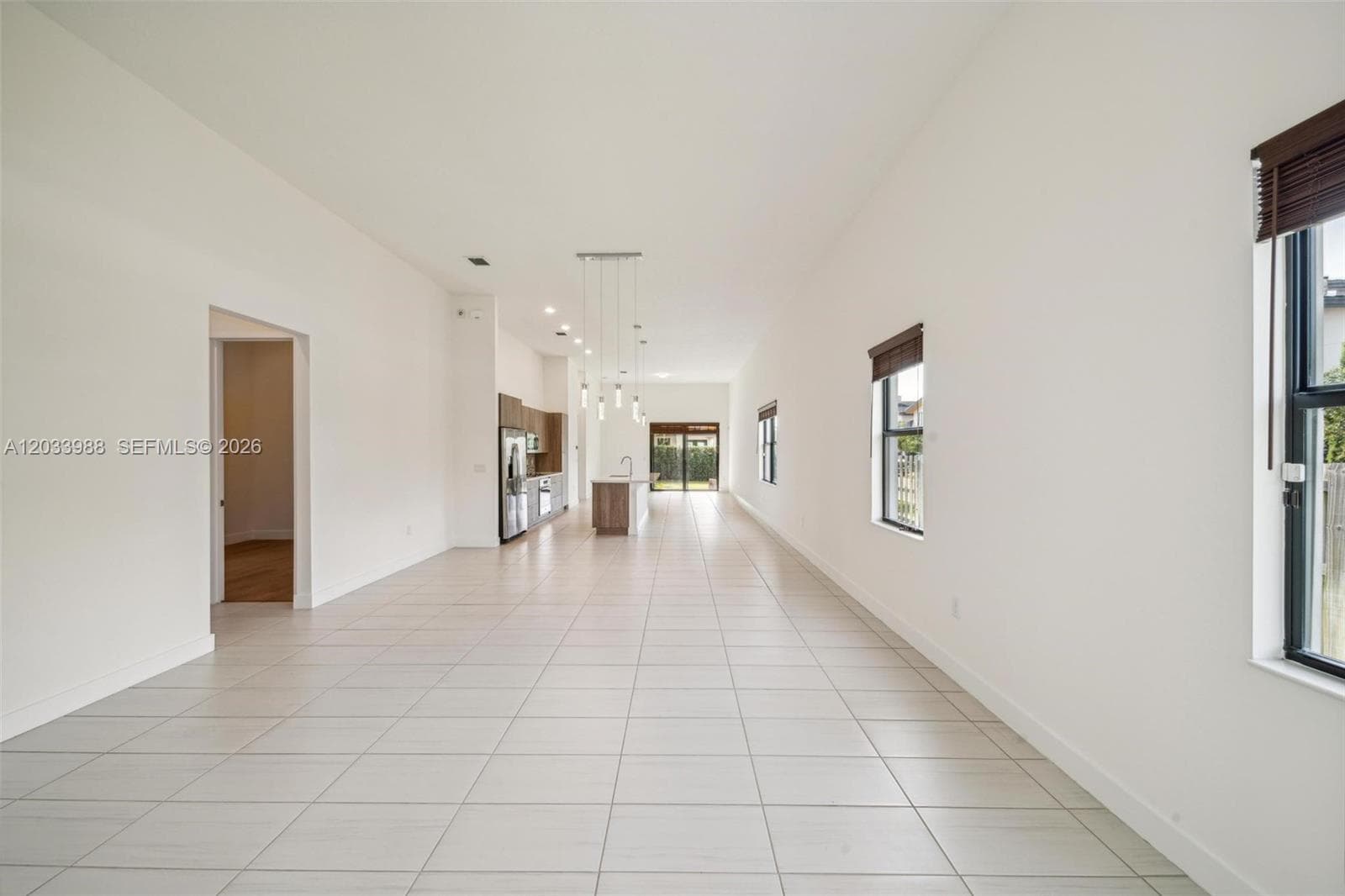 7635 NW 103rd Pl, Doral FL 33178 — 22