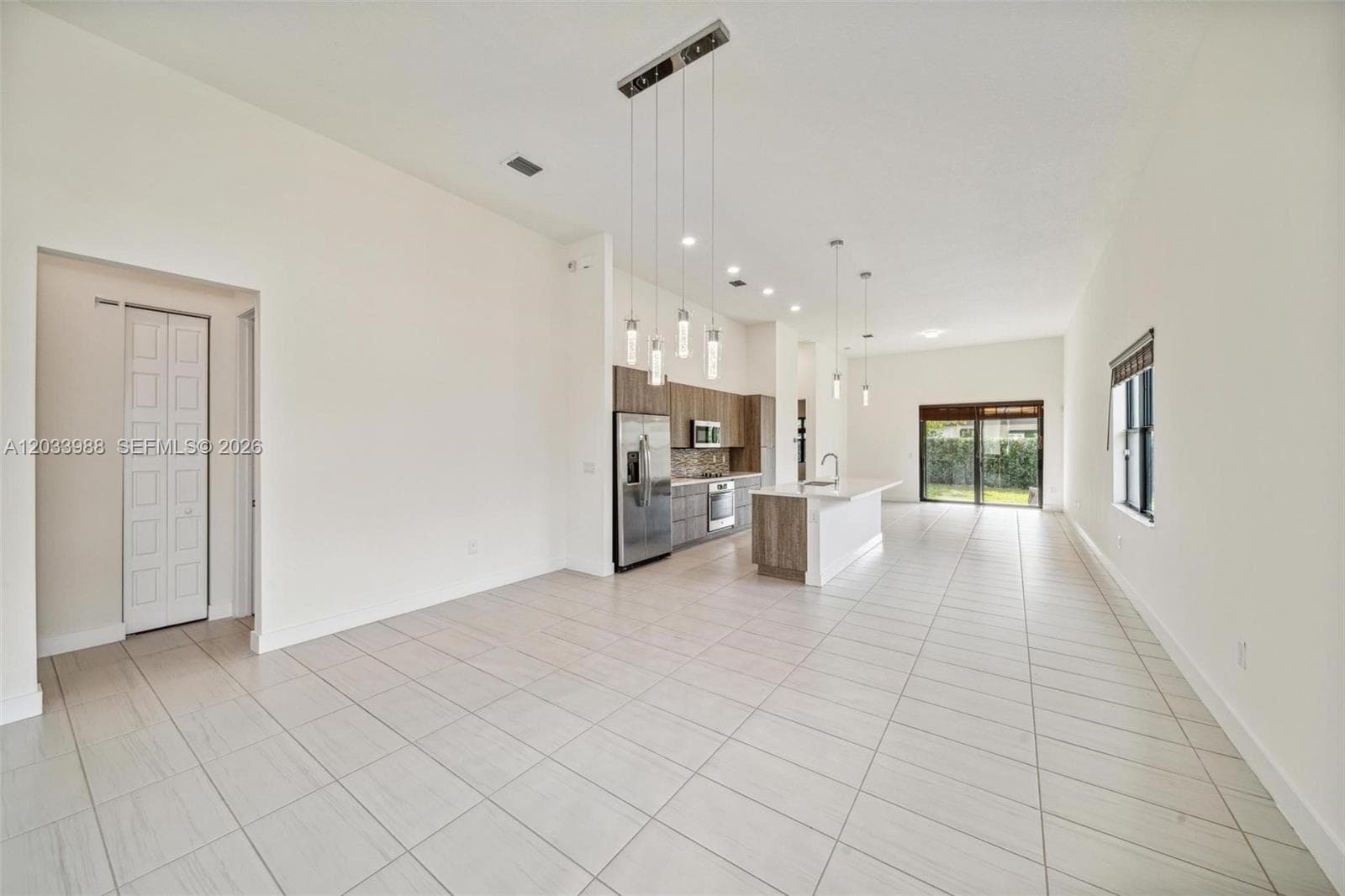 7635 NW 103rd Pl, Doral FL 33178 — 20
