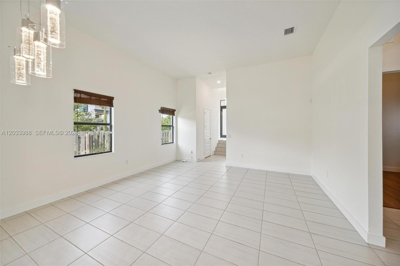 7635 NW 103rd Pl, Doral FL 33178 — 24