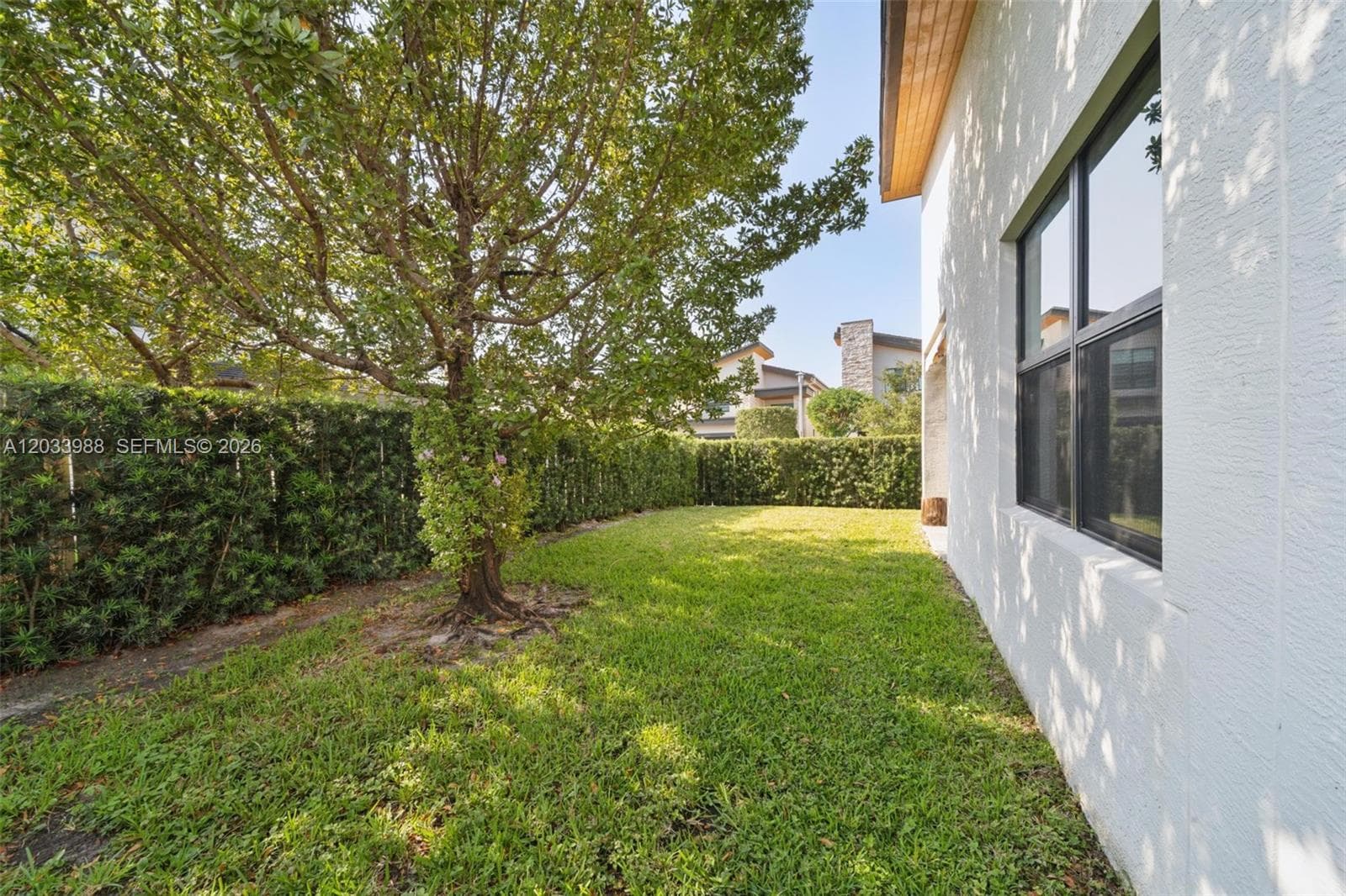 7635 NW 103rd Pl, Doral FL 33178 — 8