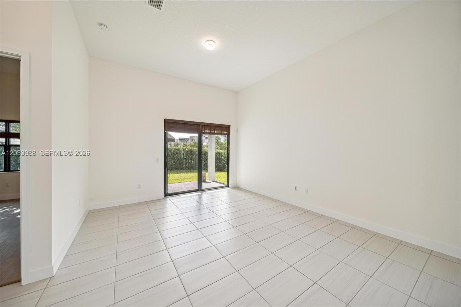 7635 NW 103rd Pl, Doral FL 33178 — 25