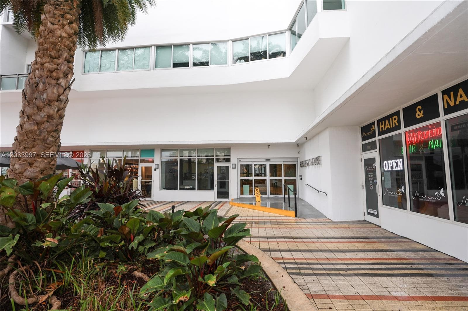 7135 Collins Ave # 735, Miami Beach FL 33141 — 2
