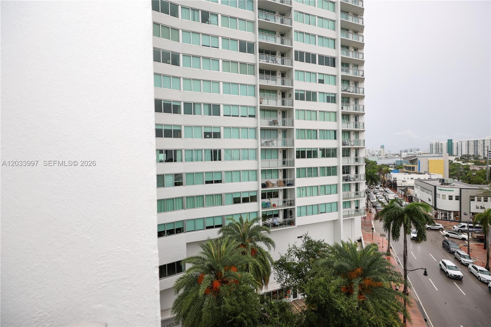 7135 Collins Ave # 735, Miami Beach FL 33141 — 56