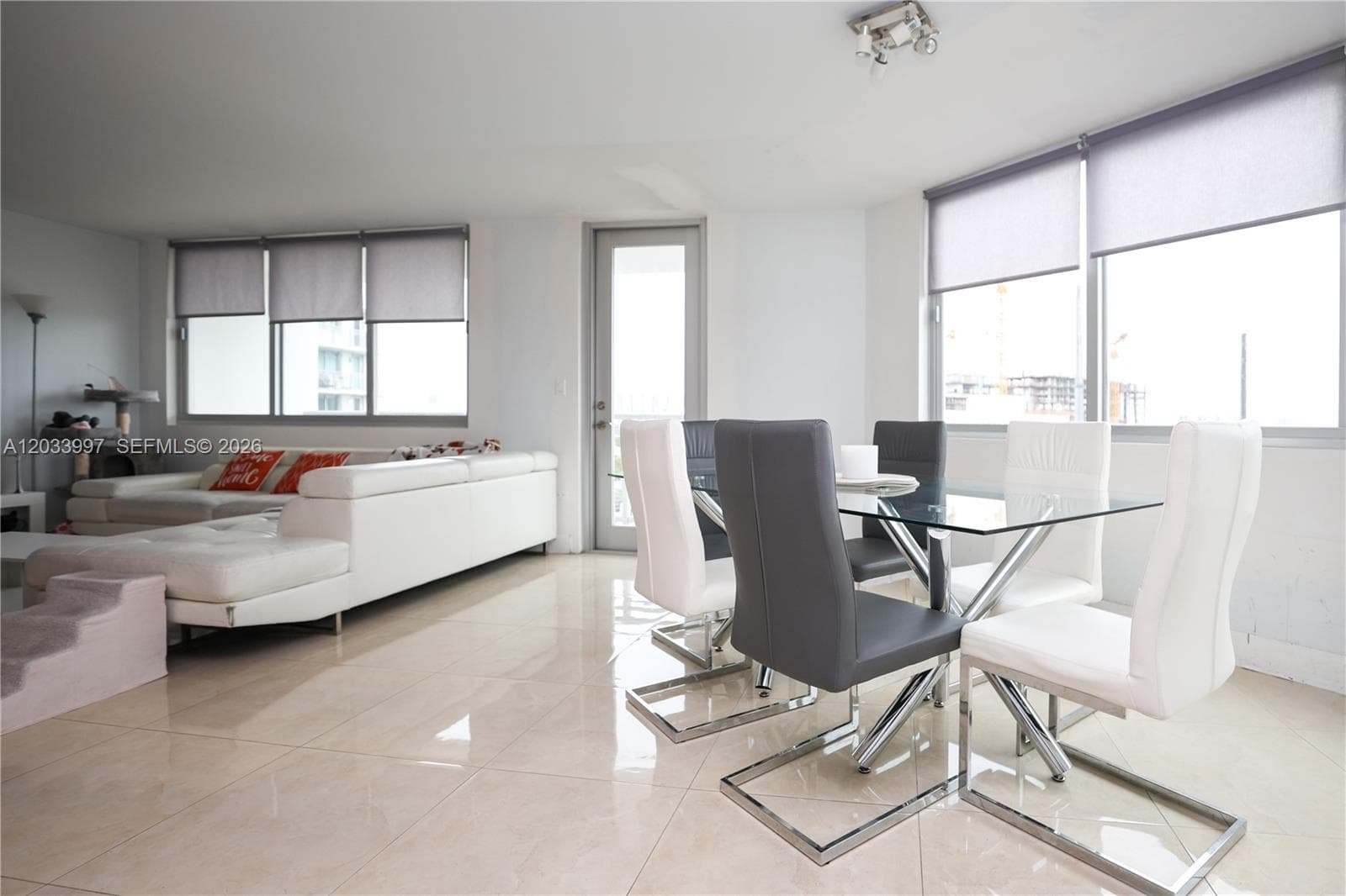7135 Collins Ave # 735, Miami Beach FL 33141 — 43