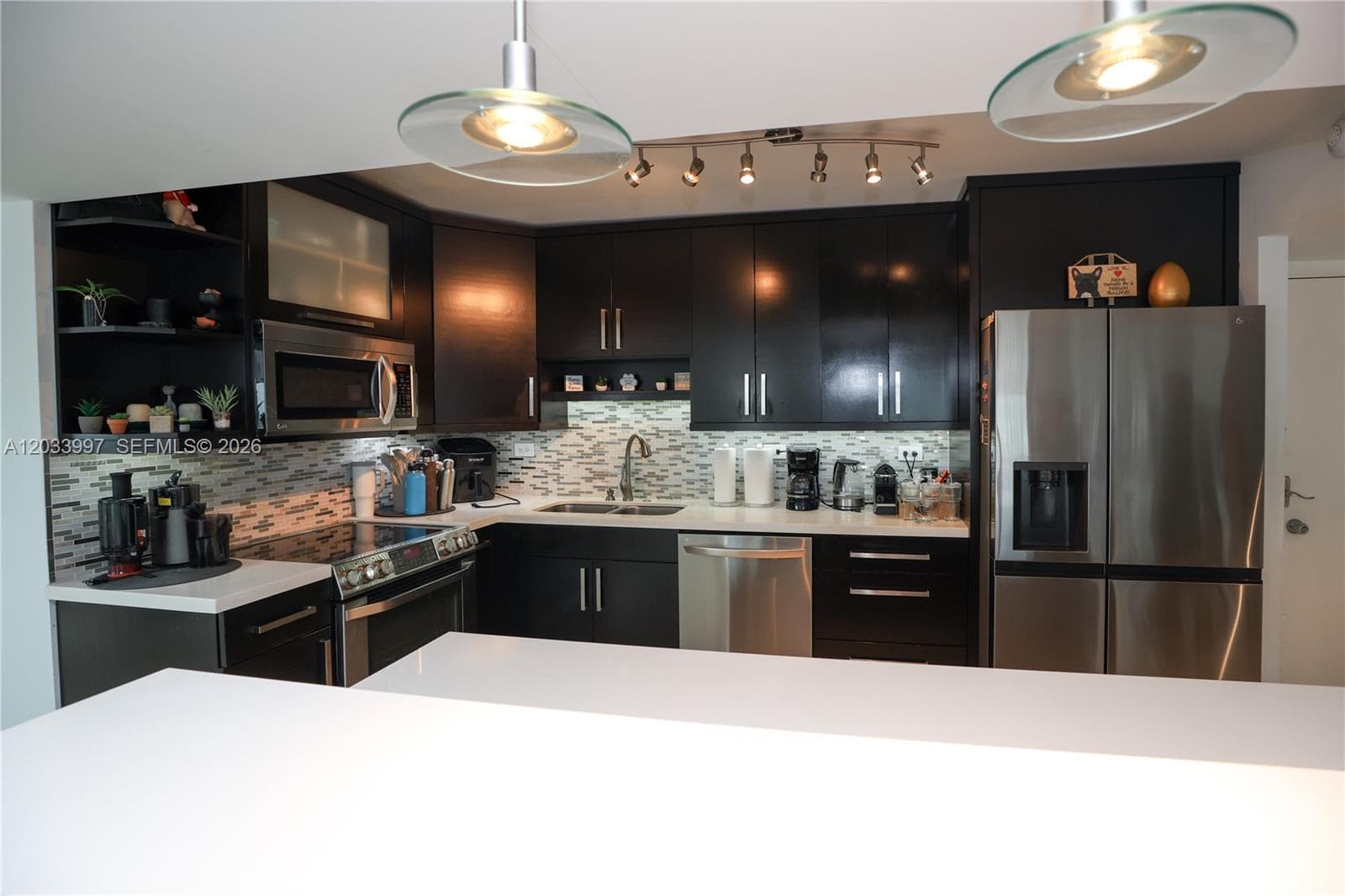 7135 Collins Ave # 735, Miami Beach FL 33141 — 45