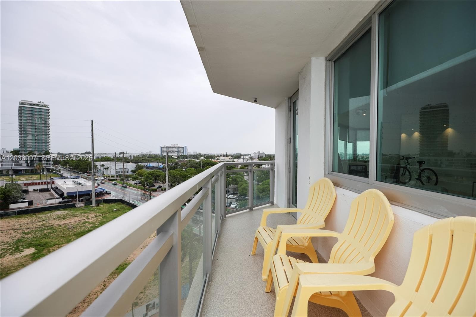 7135 Collins Ave # 735, Miami Beach FL 33141 — 55