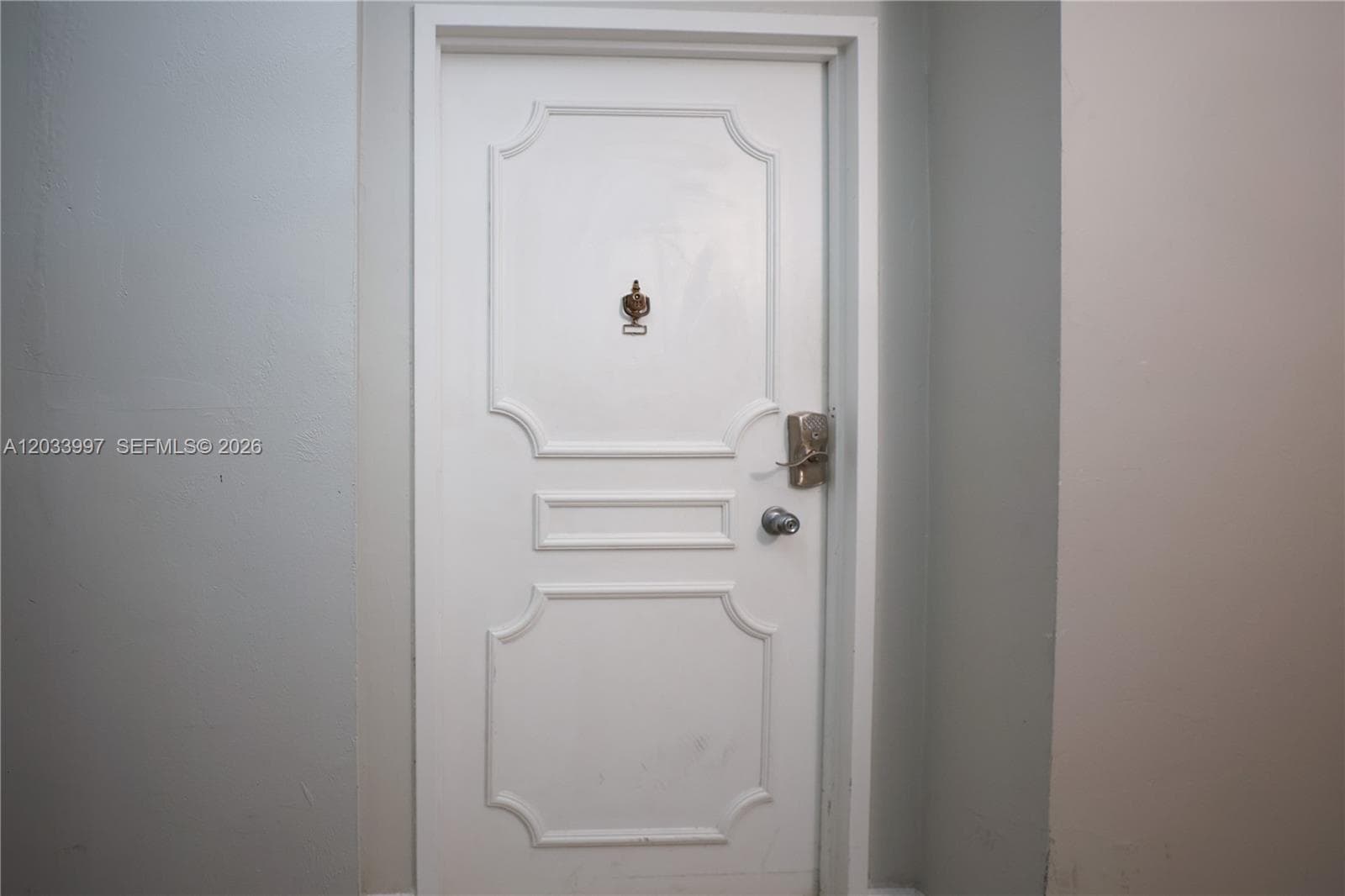 7135 Collins Ave # 735, Miami Beach FL 33141 — 37
