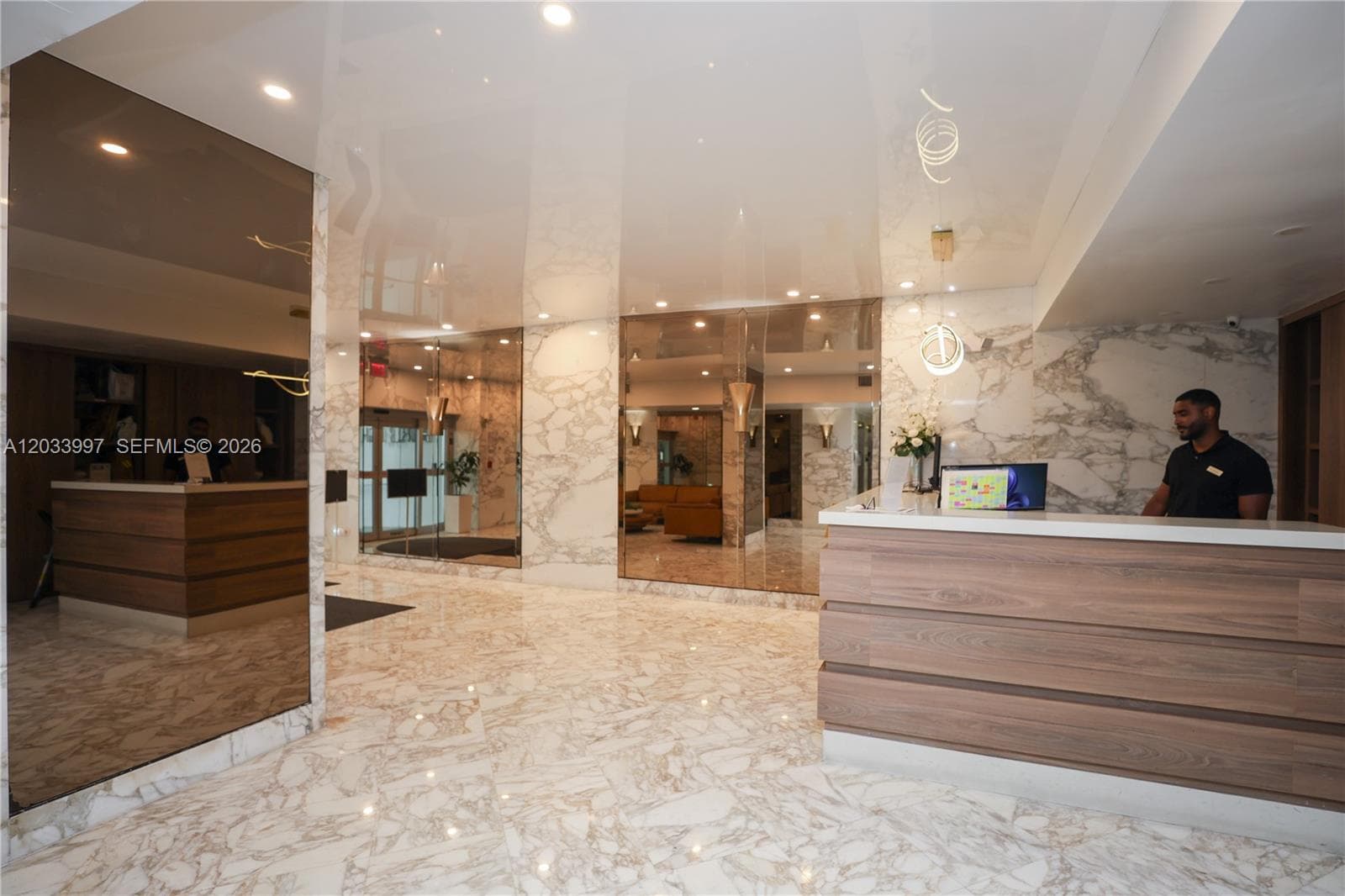 7135 Collins Ave # 735, Miami Beach FL 33141 — 8