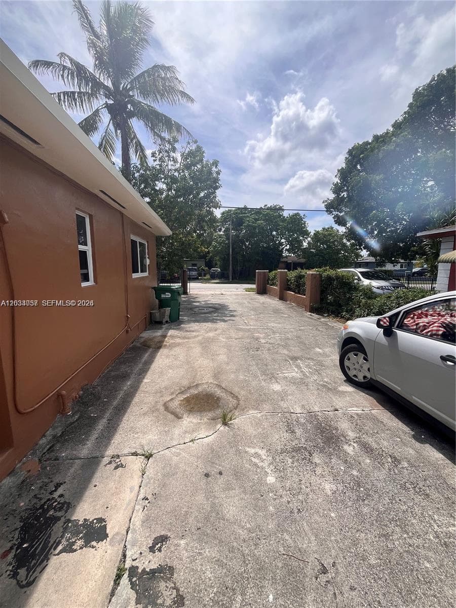 13215 NW 19th Ave # 1, Miami FL 33167 — 6