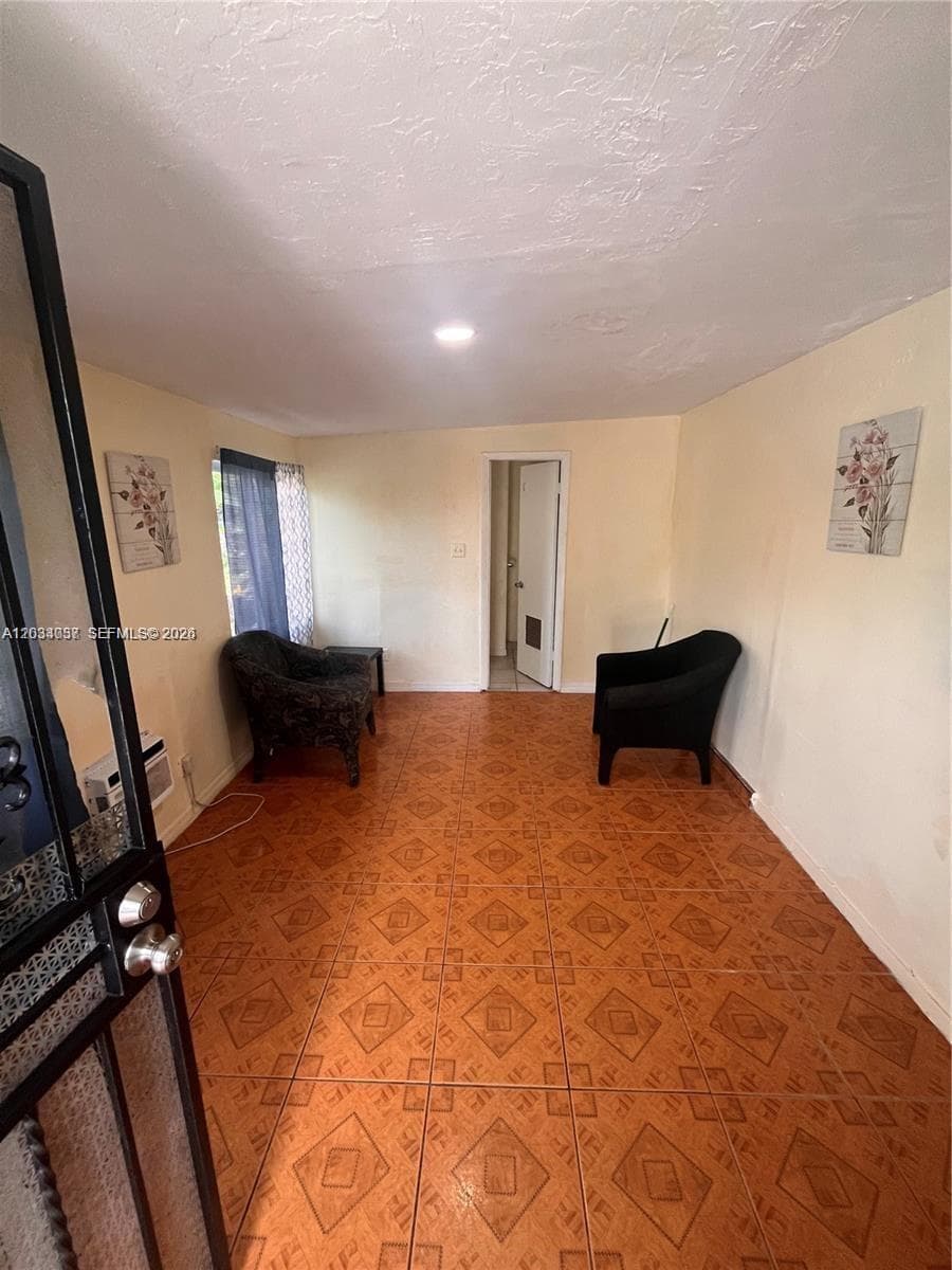 13215 NW 19th Ave # 1, Miami FL 33167 — 1