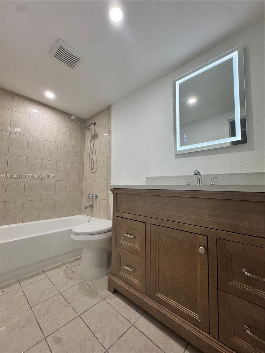 Doral Gardens Ii Condo, Doral, FL — 3