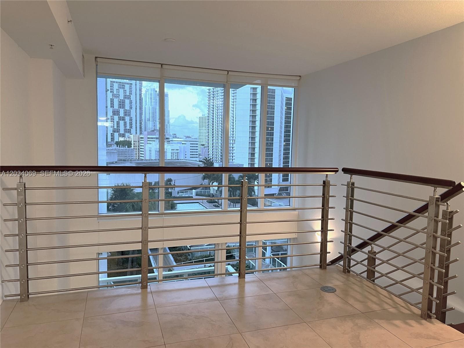 41 SE 5th St # 911, Miami FL 33131 — 9