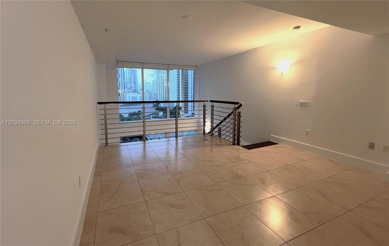 41 SE 5th St # 911, Miami FL 33131 — 10
