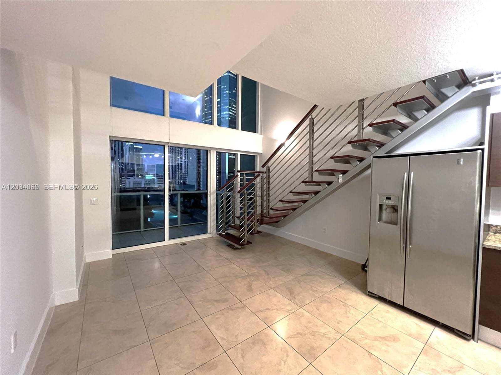 41 SE 5th St # 911, Miami FL 33131 — 44