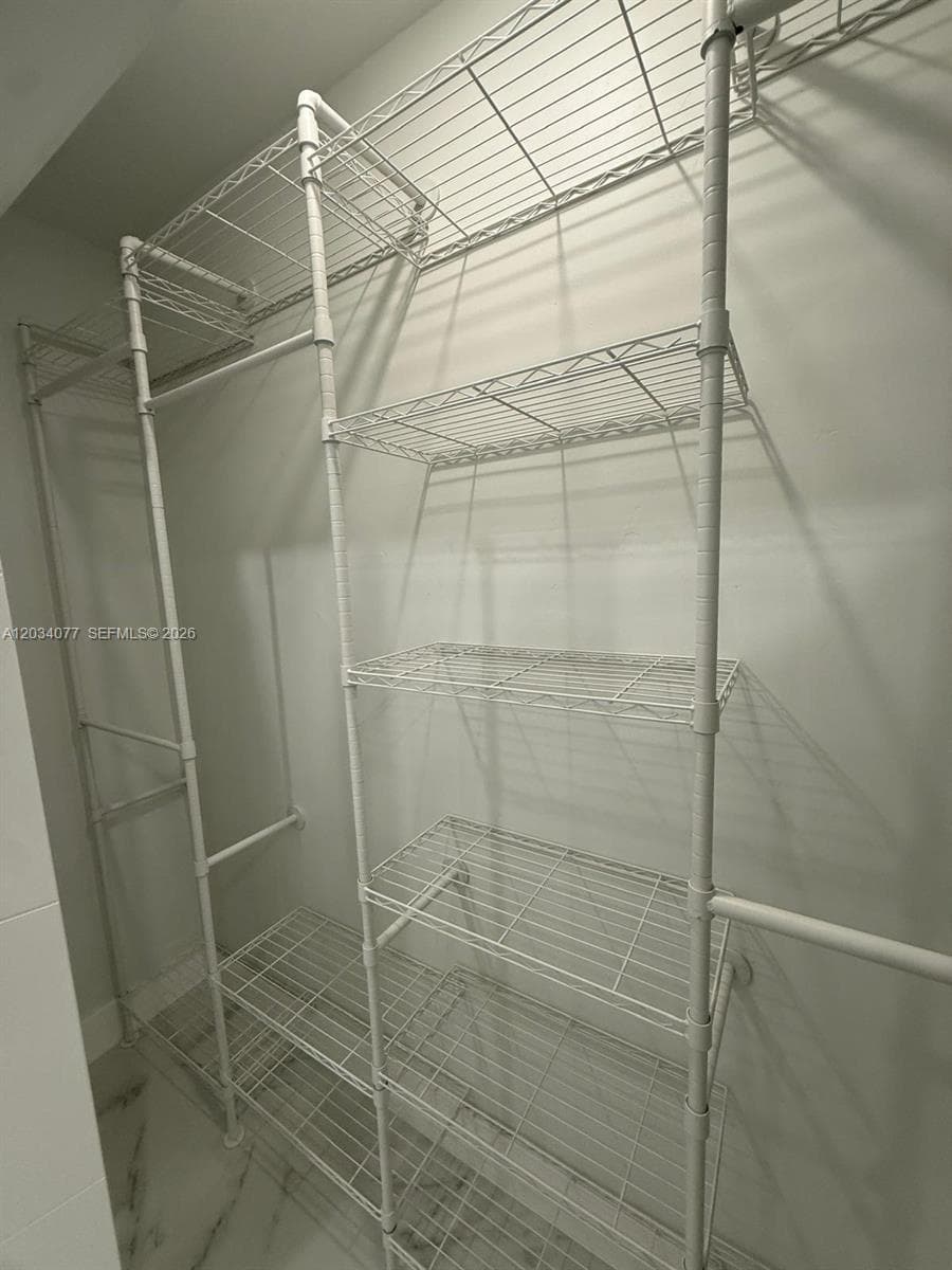 521 E 33rd St, Hialeah FL 33013 — 22