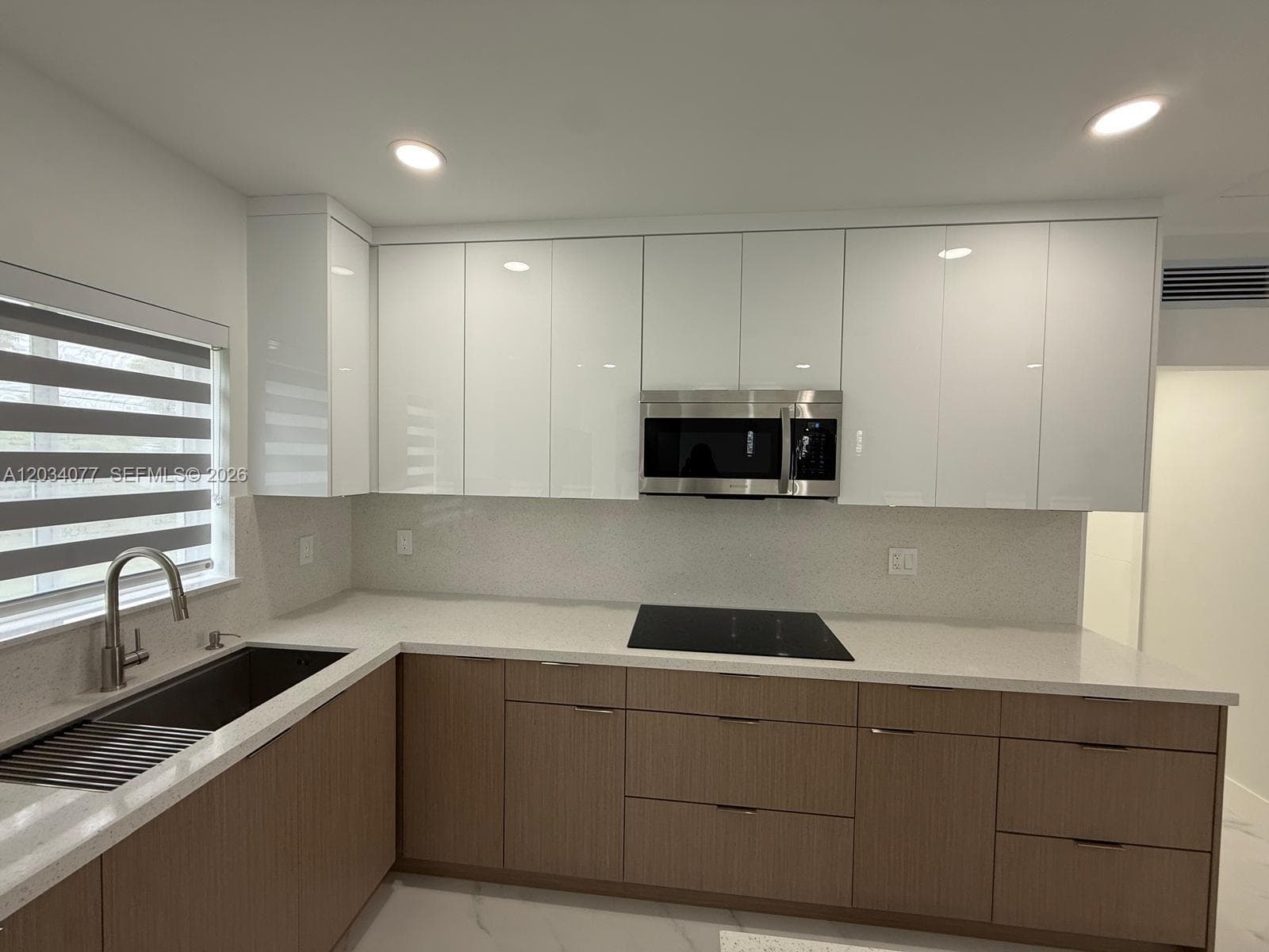 521 E 33rd St, Hialeah FL 33013 — 10
