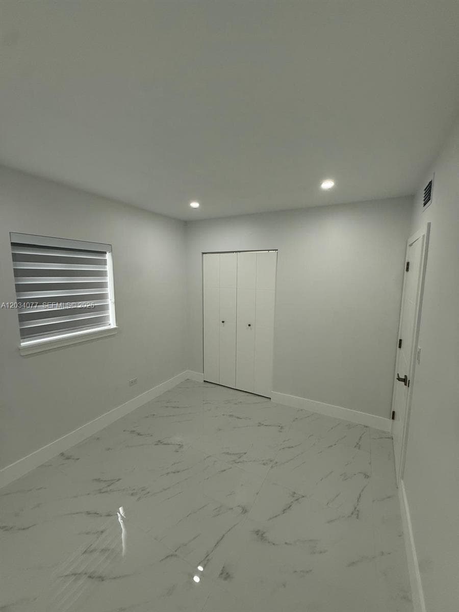 521 E 33rd St, Hialeah FL 33013 — 19