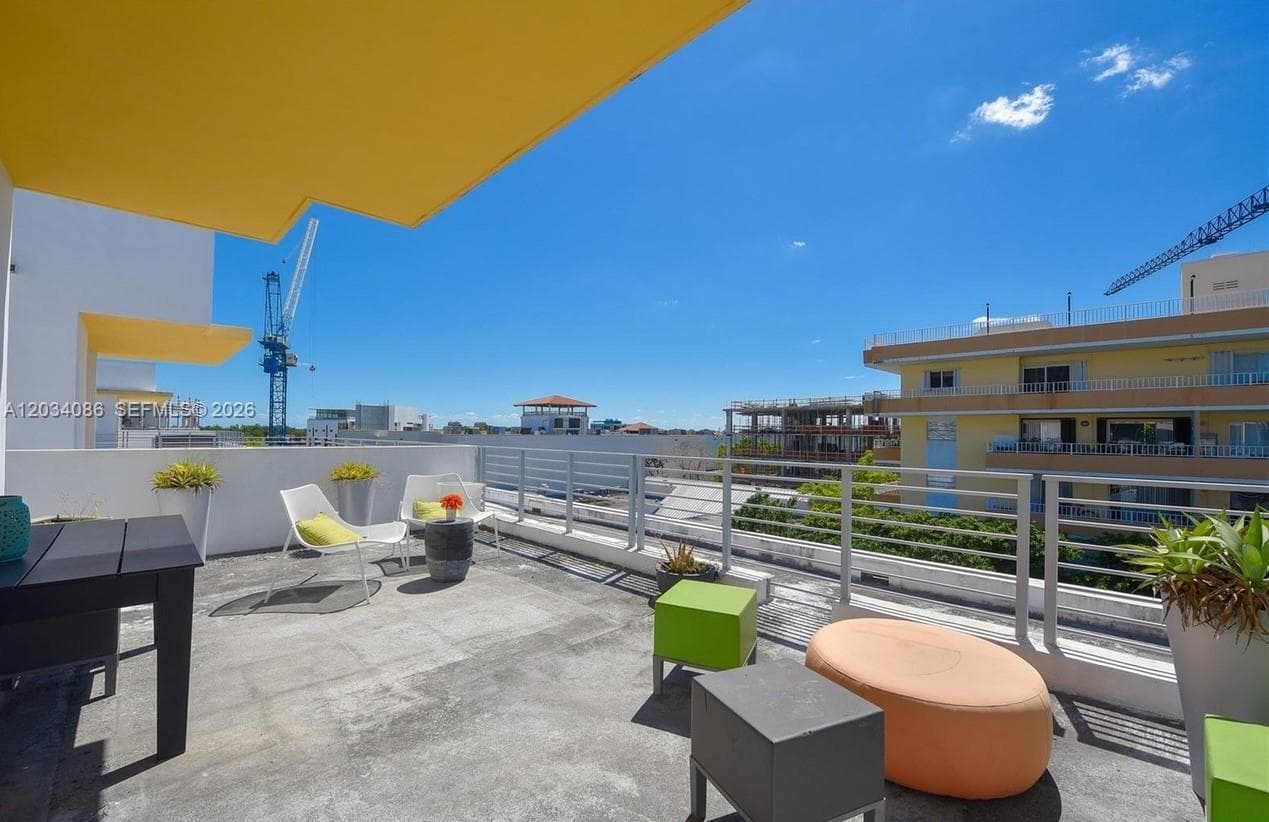 3339 Virginia St # 22, Miami FL 33133 — 12