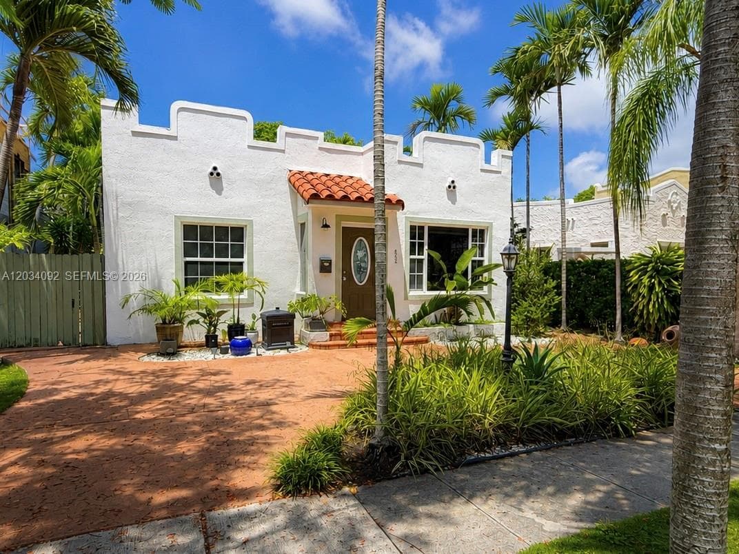 452 SW 26th Rd, Miami FL 33129 — 1