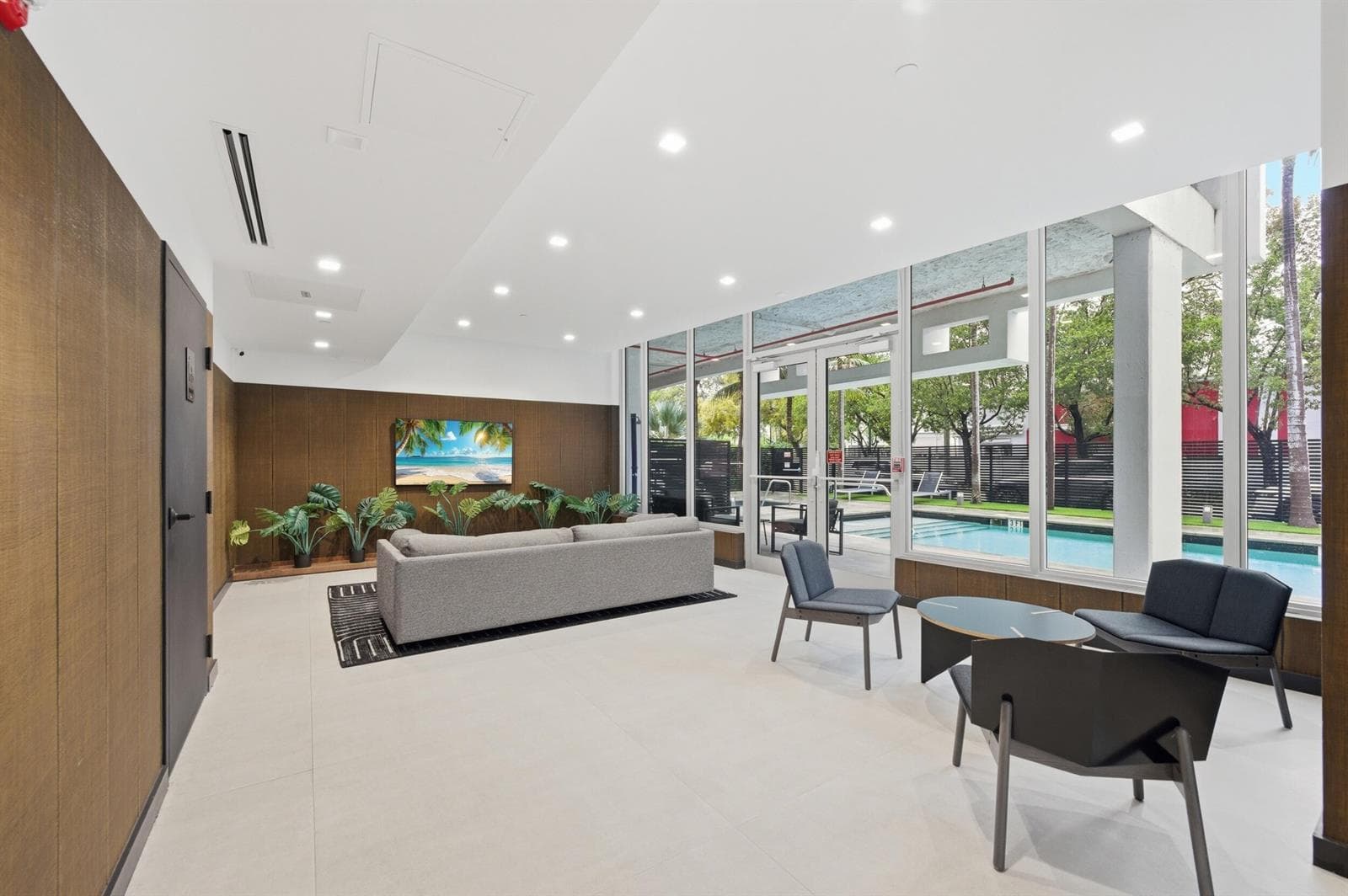 13800 Highland Drive # 610, North Miami Beach FL 33181 — 2