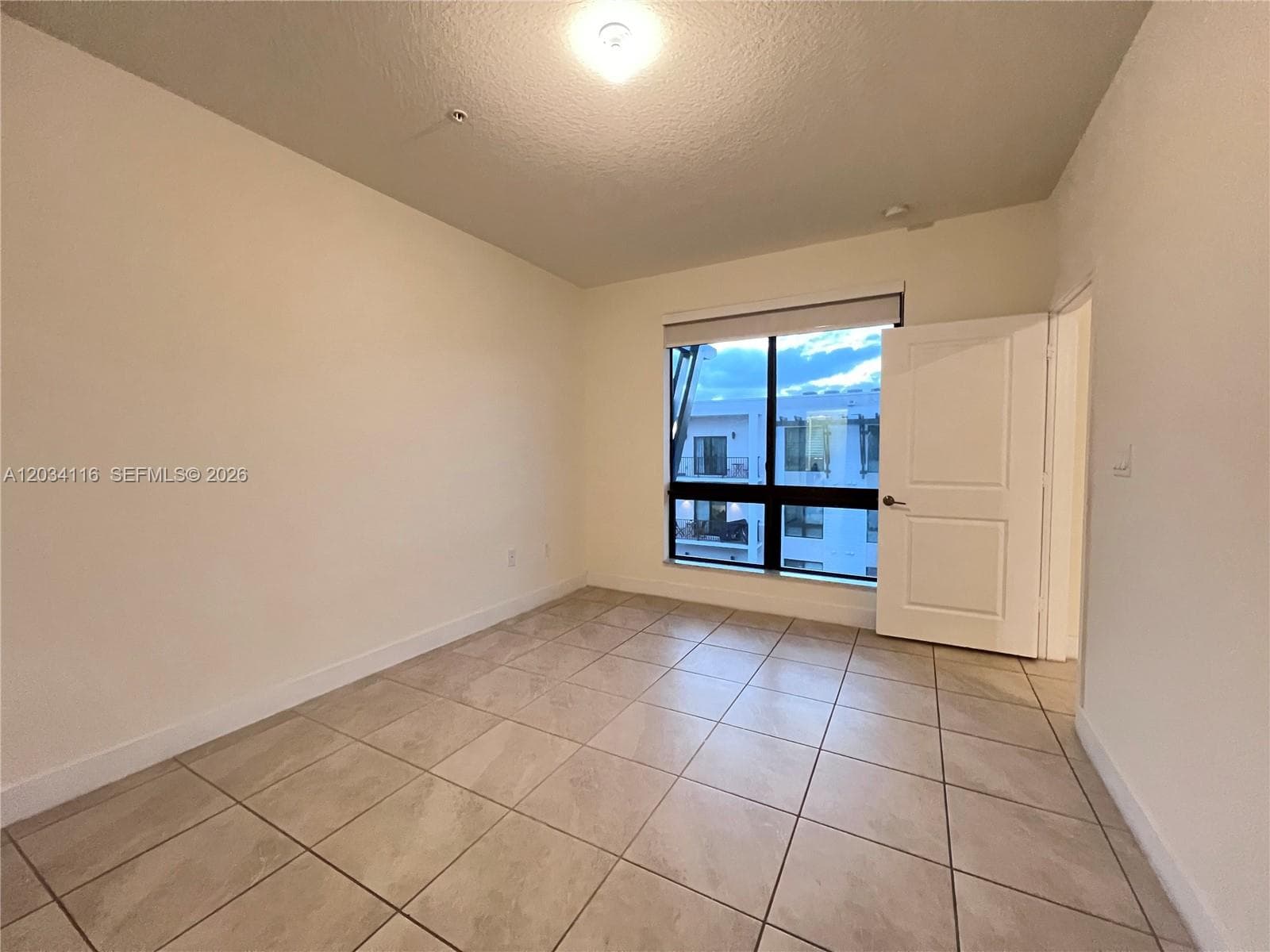 8265 NW 41st St # 405, Doral FL 33166 — 9