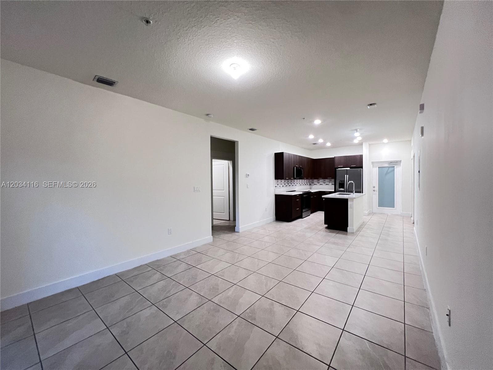 8265 NW 41st St # 405, Doral FL 33166 — 8