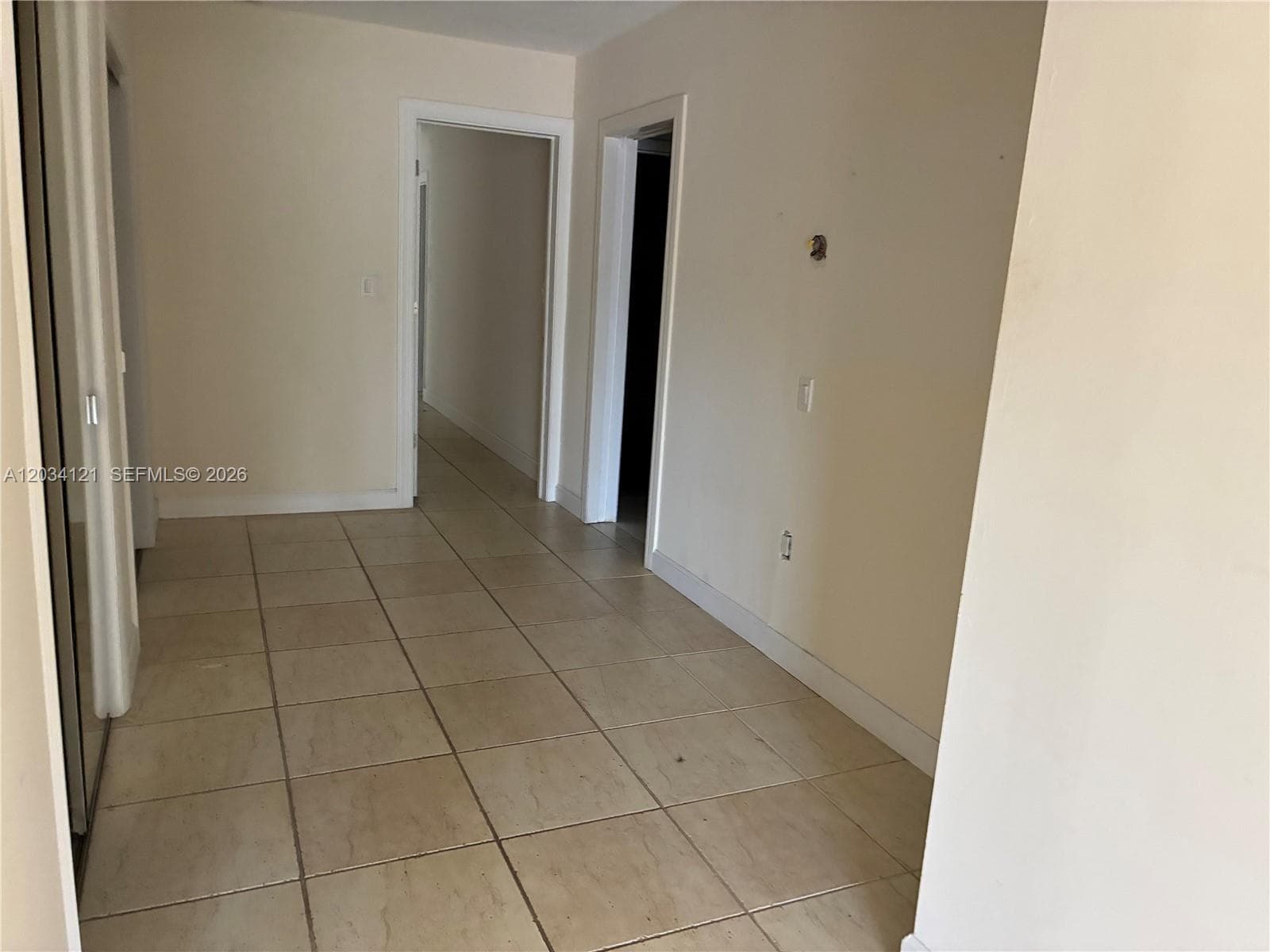 18715 NE 18th Ave, Miami FL 33179 — 10