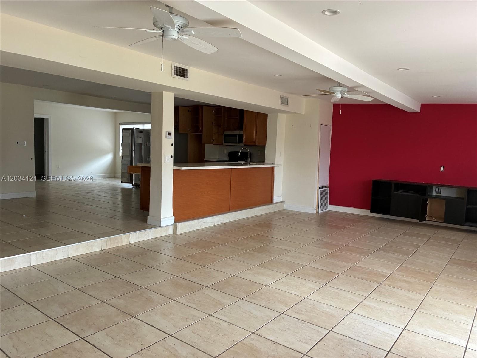 18715 NE 18th Ave, Miami FL 33179 — 4