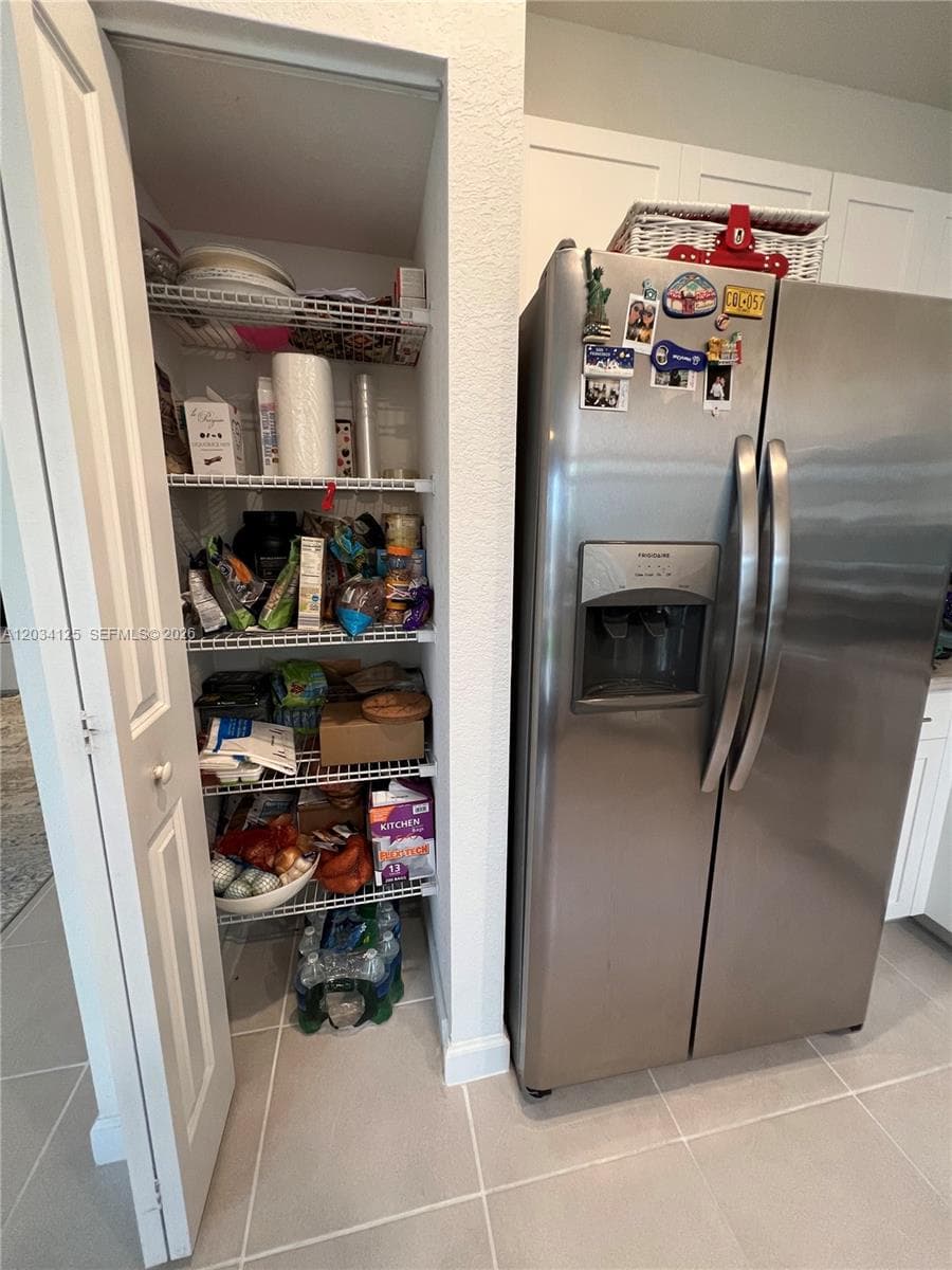 20610 NE 5th Pl, Miami FL 33179 — 16
