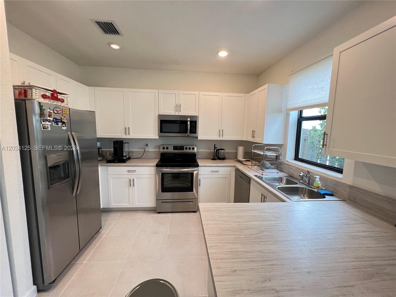 20610 NE 5th Pl, Miami FL 33179 — 12