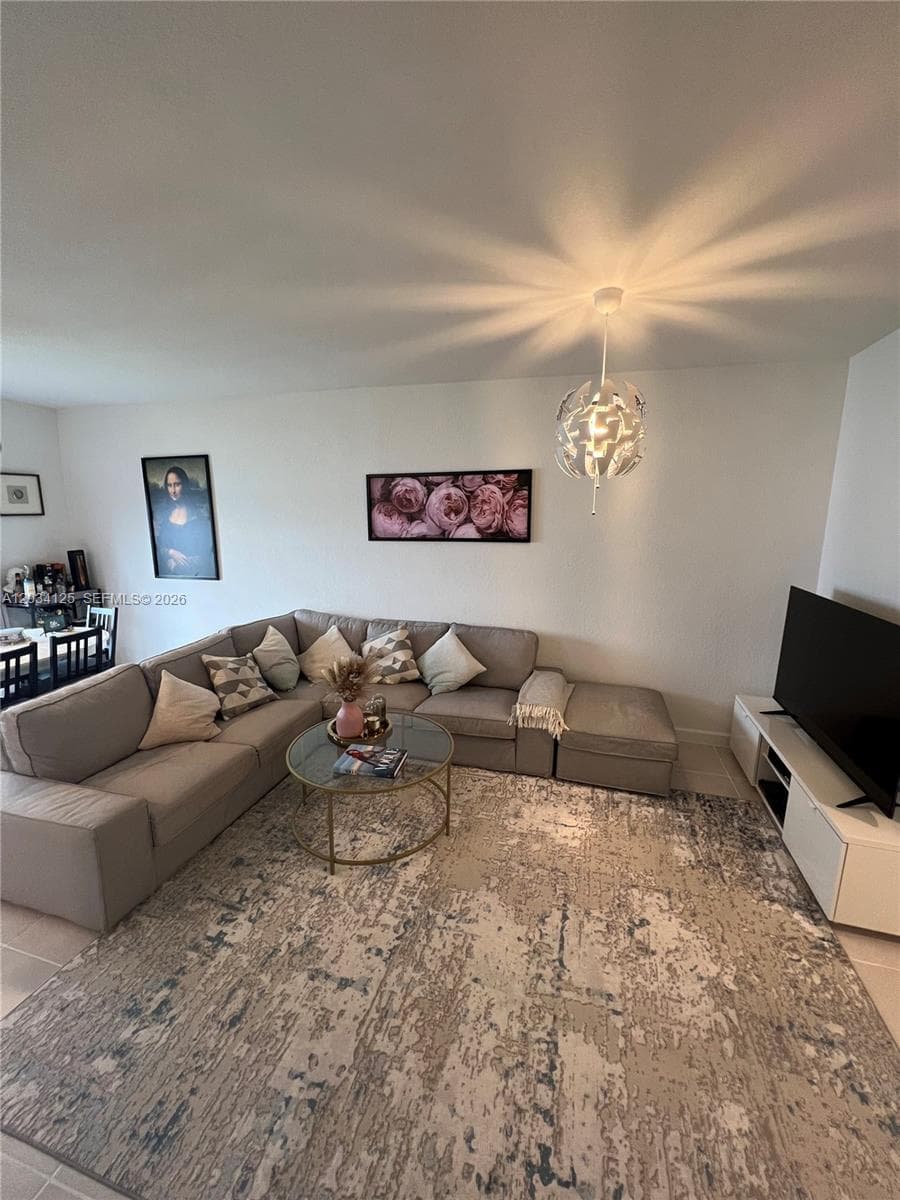 20610 NE 5th Pl, Miami FL 33179 — 5