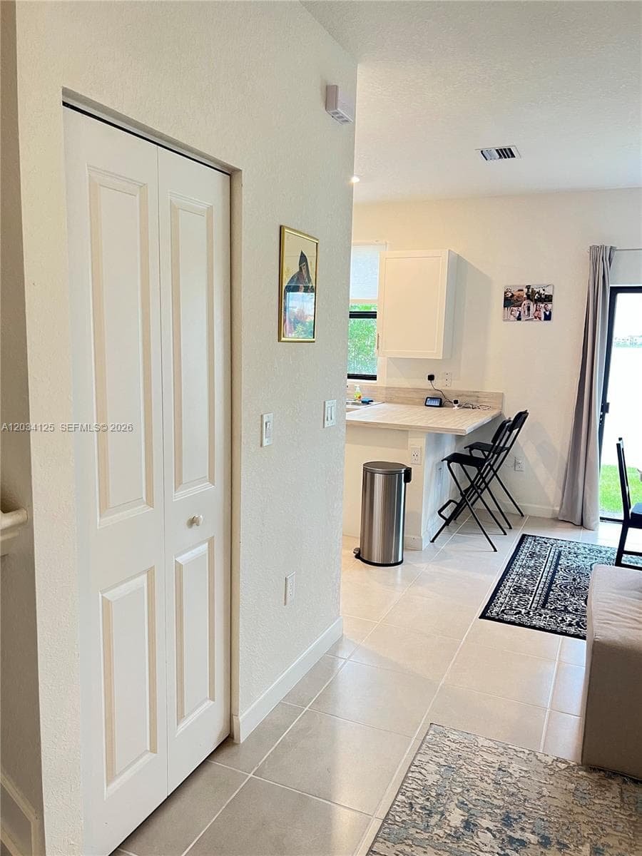 20610 NE 5th Pl, Miami FL 33179 — 11